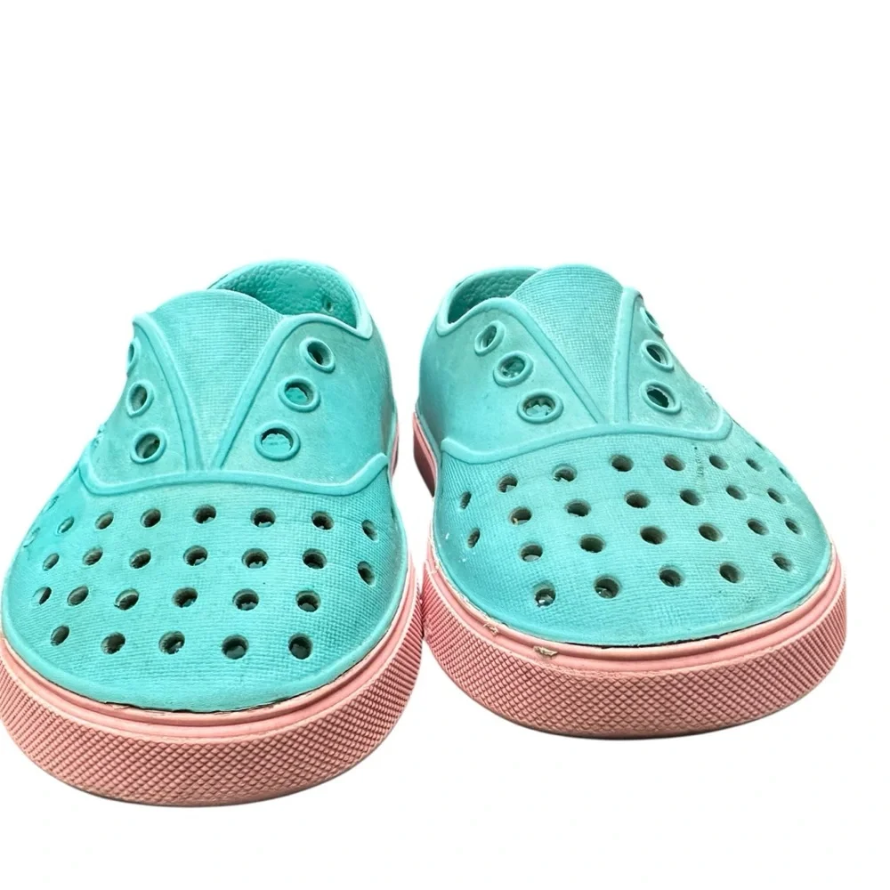 Native Miller Turquoise and‎ Pink Water Shoes Lightweight Waterproof Toddler 6
